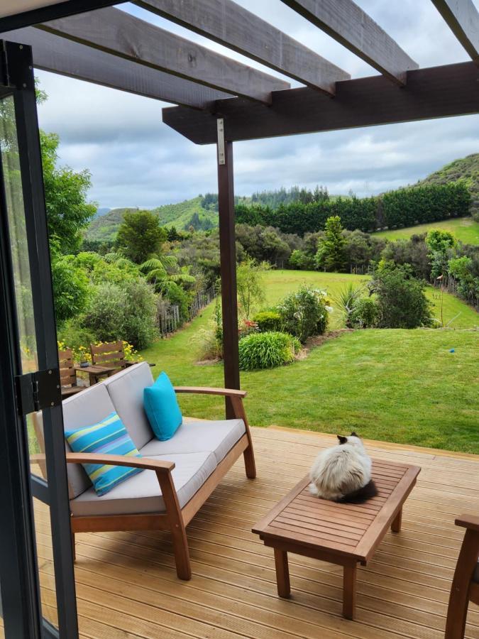 Boutique Art Retreat Hotel Upper Hutt Eksteriør billede