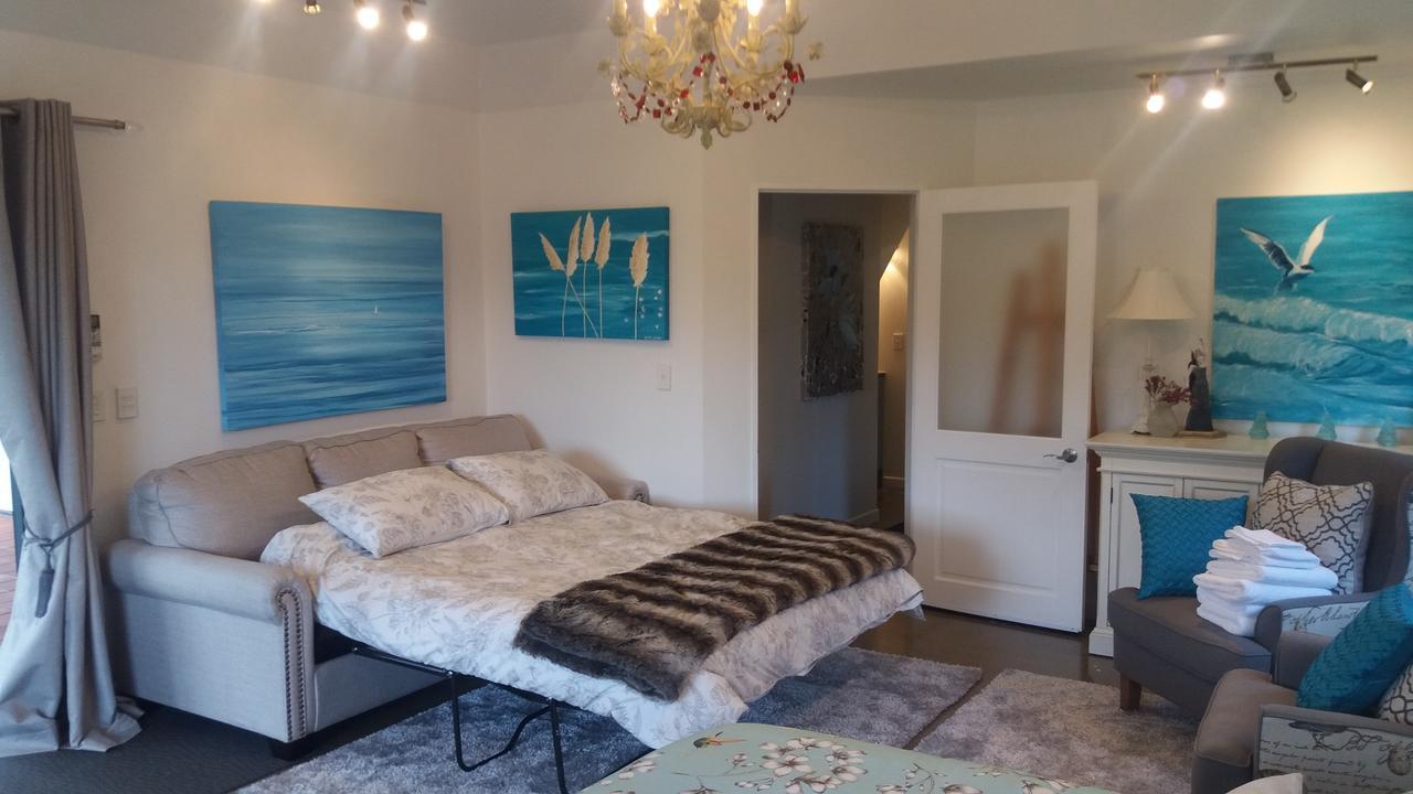 Boutique Art Retreat Hotel Upper Hutt Eksteriør billede